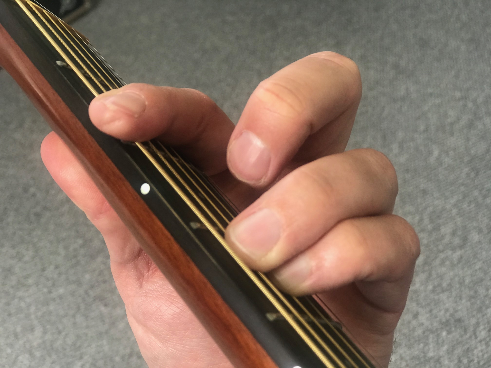 How To Play The Fm Chord On Guitar (F Sharp Minor) With